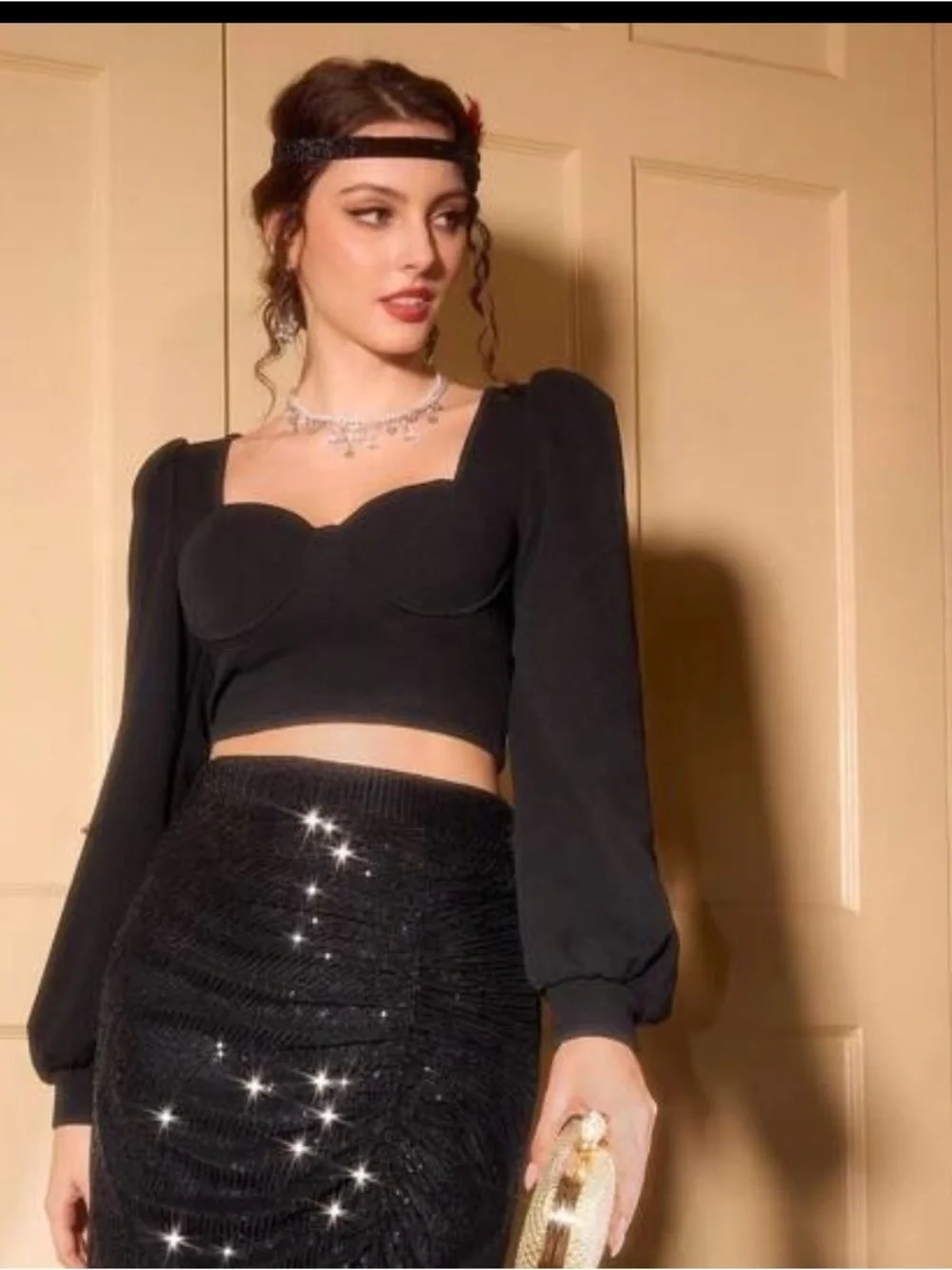 SHEIN Black Sweetheart Neck Puff Sleeve Crop Top